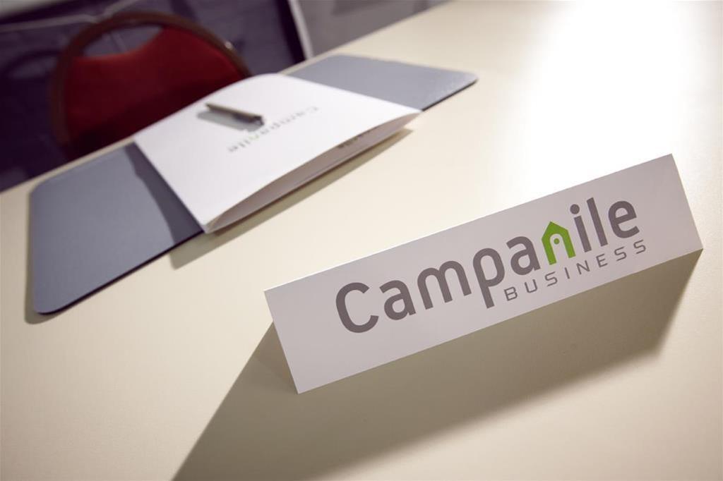 Campanile Saint-Quentin-En-Yvelines Hotel Монтини-льо-Бретоньо Екстериор снимка